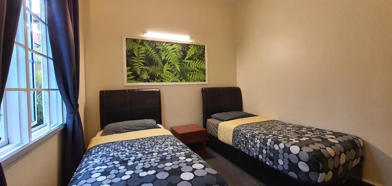 Gerard'S "Backpackers" Roomstay No Children Adults Only Κάμερον Χάιλαντς Εξωτερικό φωτογραφία